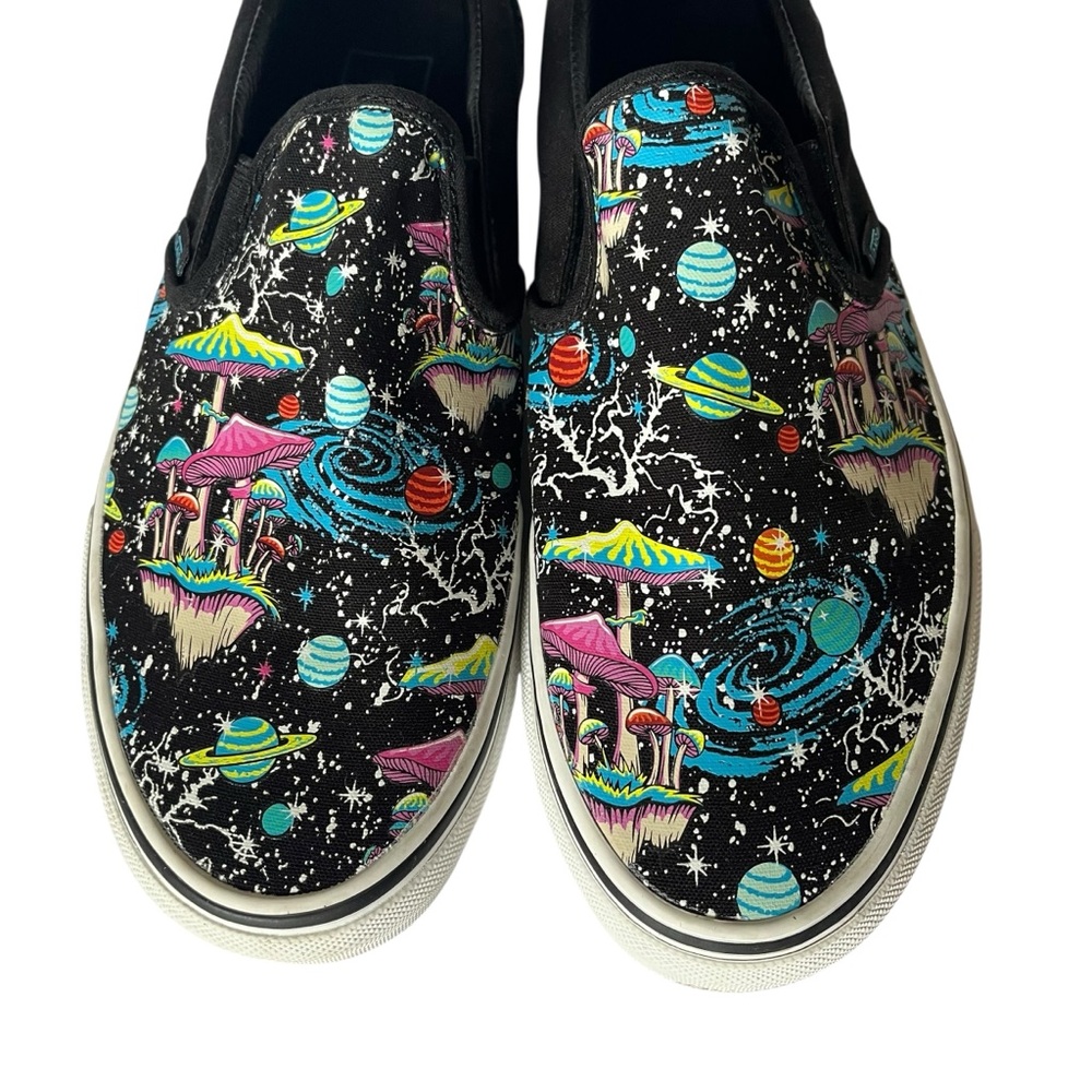 Vans Cosmic Glow classic canvas shoes w/ glow in the dark mushroom galaxy print - Picture 2 of 9